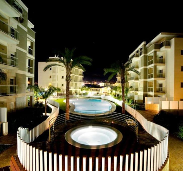 Piso Bajo 3 Habitaciones 2 Banos Y Gran Terraza Denia Eksteriør bilde