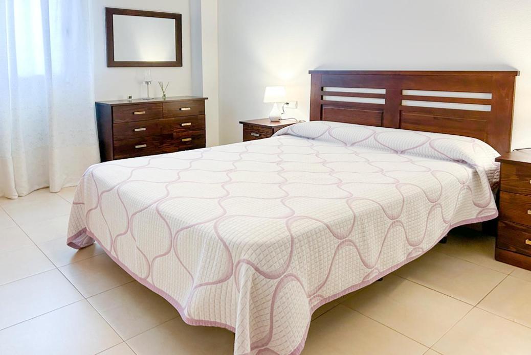 Piso Bajo 3 Habitaciones 2 Banos Y Gran Terraza Denia Eksteriør bilde