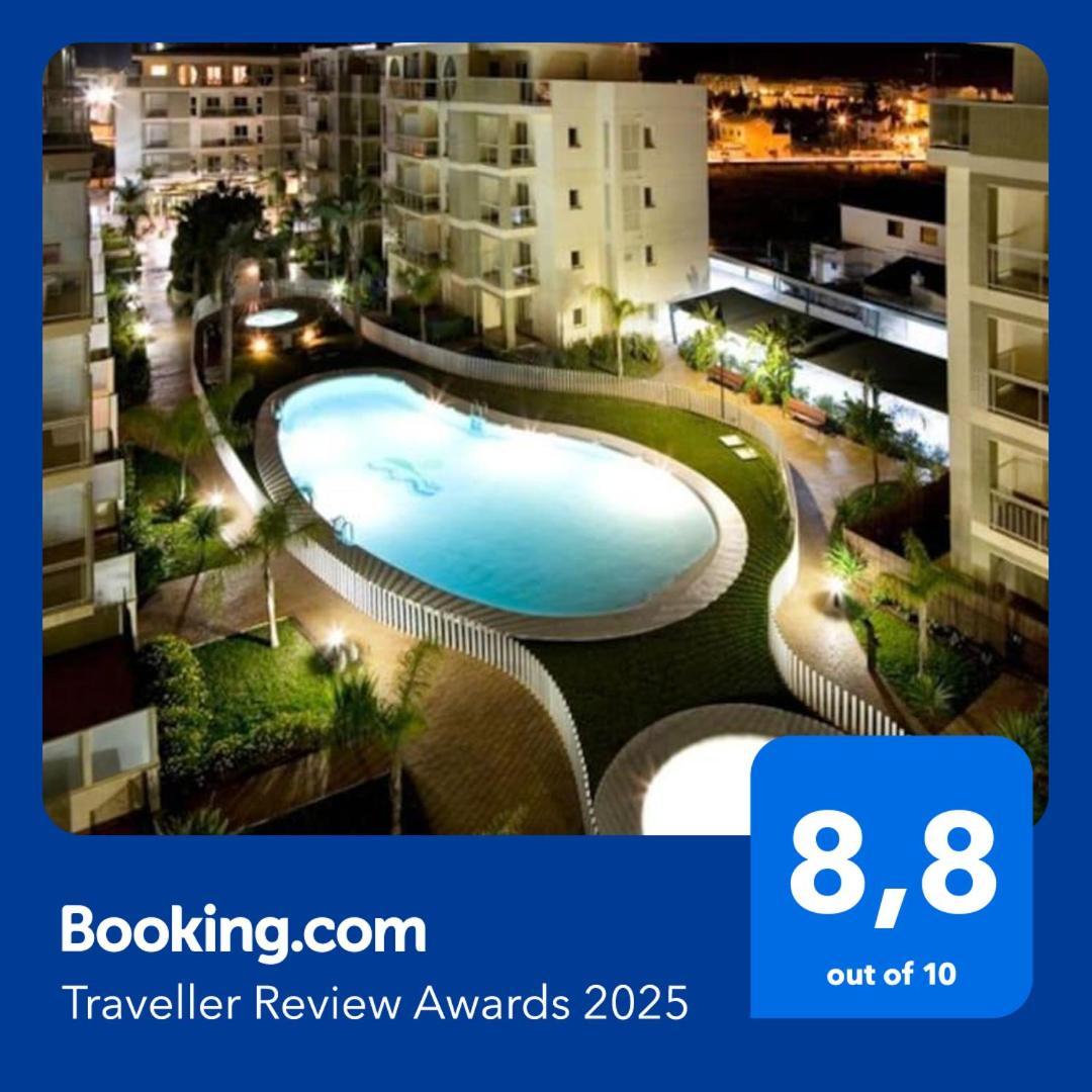 Piso Bajo 3 Habitaciones 2 Banos Y Gran Terraza Denia Eksteriør bilde